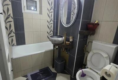 Inchiriez apartament 4 camere Vitrometan Medias - 1