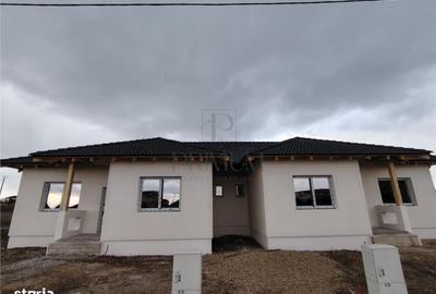 Casă cu 3 camere cu Teren 380 Mp în Central - 3
