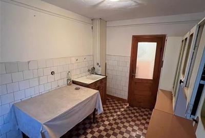 Apartament 4 camere, etaj 2/4, 86mp utili, zona Liceu Unirea/ Politie Apartament 4 camere, etaj 2/4, 86mp utili, zona Liceu Unirea/ Politie - 1