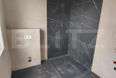 Casă cu 4 camere cu Teren 750 Mp în Jucu - 2