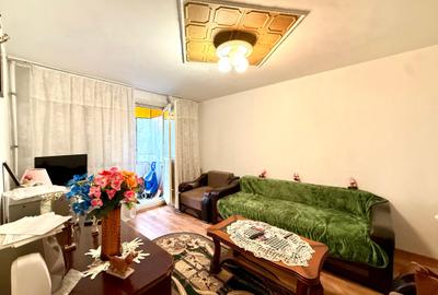 Apartament cu 2 camere decomandat în Drumul Taberei