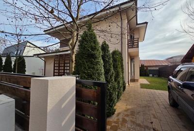 Casă individuală cu 5 camere cu Canalizare în Ultracentral - 3