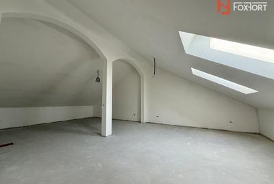 Casă cu 4 camere cu Canalizare în Săcălaz - 9