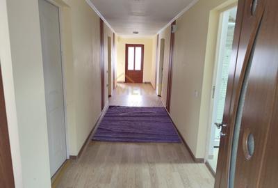 Casă individuală cu 6 camere cu Teren 2756 Mp în Băicoi - 20