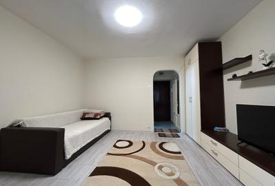 Garsonieră decomandată, mobilată în Titan - 2