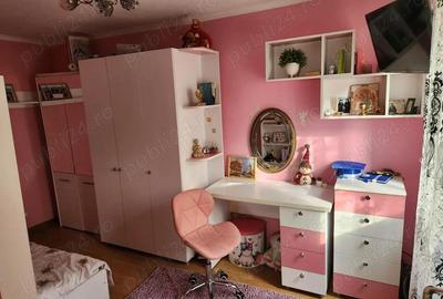 Apartament cu 3 camere decomandat în Aluniș - 2