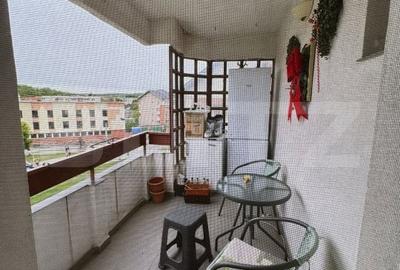 Apartament de vanzare, cu 4 camere, decomandat, 96 mp, zona Centrala! - 9
