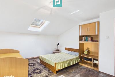 Casă cu 4 camere în Central - 14