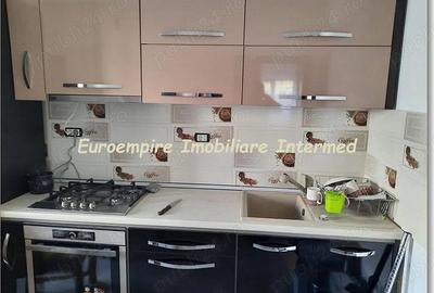 Casă cu 6 camere cu Teren 400 Mp în Central - 2