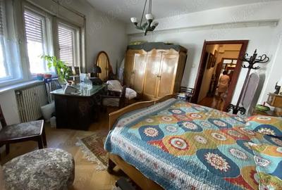 Apartament cu 6 camere decomandat în Magheru - 2