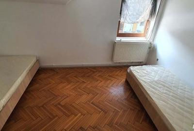 Proprietar Inchiriez casa pentru muncitori in zona Aradului - 2