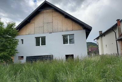 Casă cu 4 camere în Vad - 2