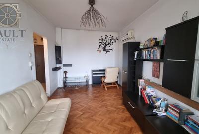 Apartament cu 3 camere semidecomandat, mobilat în Calea Plevnei