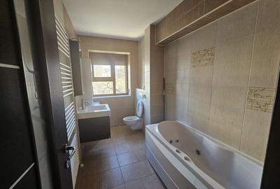 Inchiriere apartament bloc nou cu garaj, centru Pitesti Inchiriere apartament bloc nou cu garaj, centru Pitesti - 5