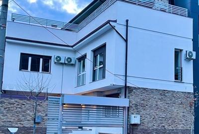 Casă cu 5 camere cu Teren 300 Mp în Decebal - 9