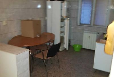 Nerva Traian Bloc Stradal Monolit Nerva Traian Bloc Stradal Monolit - 4