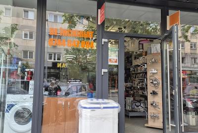 Spațiu comercial, de 80 mp, în Central - 1