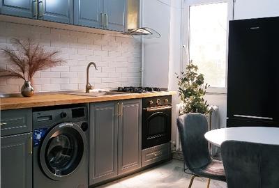 Apartament cu 2 camere semidecomandat în Podu Roș - 1