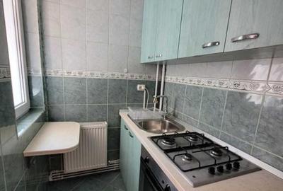 Garsoniera de inchiriat  | 32 mp | Balcon | Bdul Victoriei - 3