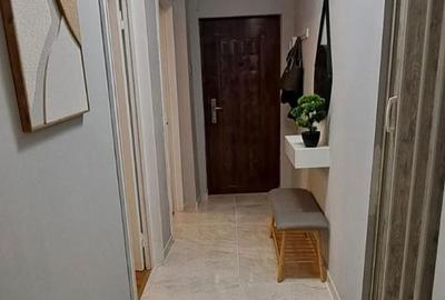 Apartament cu 3 camere în Florilor - 8