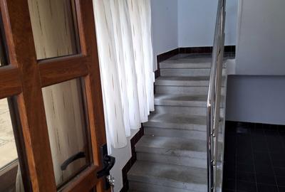 Apartament cu 2 camere semidecomandat în Central - 2