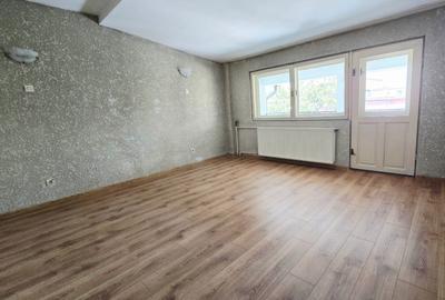 Casă cu 16 camere cu Canalizare în Calea Călărașilor - 3