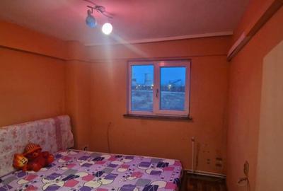 Apartament cu 3 camere decomandat în Central - 2