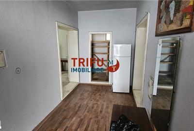 Casă cu 8 camere cu Teren 863 Mp în Meteș - 4