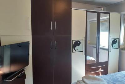 Apartament cu 3 camere decomandat în Barieră - 20