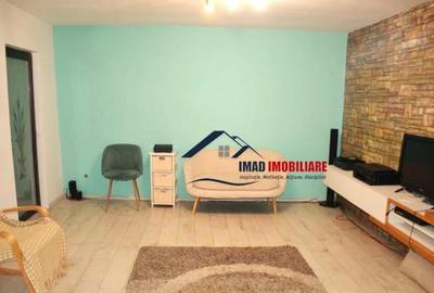 Apartament Modern, Spatios - Targoviste, Micro 6, zona Pavc - 2