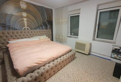 Casă cu 2 camere cu Teren 1000 Mp în Central - 1