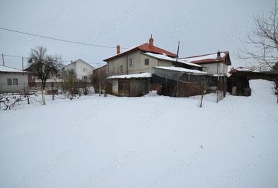 Casă cu 5 camere cu Teren 800 Mp în Clinceni - 16