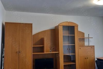 Garsonieră decomandată în Complex Studențesc