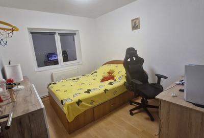 Apartament cu 3 camere decomandat în Girocului - 1