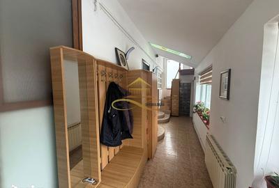 Casă cu 5 camere cu Canalizare în Tache - 15