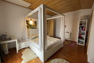 VILA P+1, Su = 350 mp.Teren 2000 mp + ANEXA,la DN 65- Valea Mare - 11