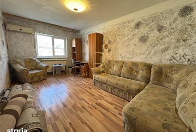 Apartament cu 3 camere decomandat în Canta - 11