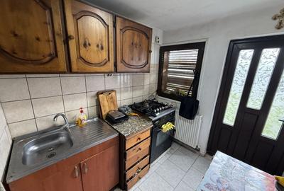 Casă individuală cu 4 camere cu Canalizare în Cornu de Jos (Cornu) - 13