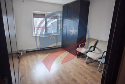 Apartament cu 3 camere decomandat în 1 Mai - 4
