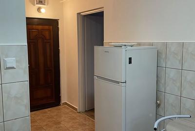 Garsonieră decomandată în Central - 8