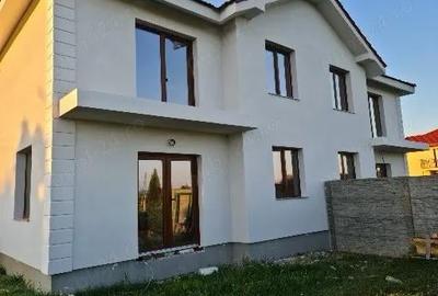 Casă cu 3 camere cu Teren 500 Mp în Păulești - 2