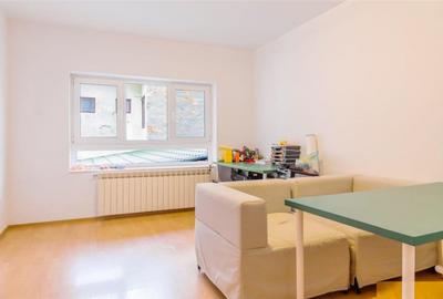 Casă cu 5 camere cu Teren 350 Mp în Titulescu - 3
