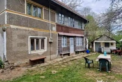 Casă cu 3 camere cu Canalizare în Central - 8
