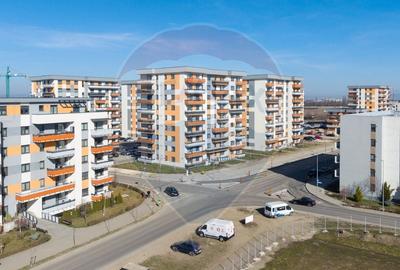 Apartament cu 2 camere decomandat, mobilat în Tractorul - 19