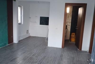 Casă cu 2 camere cu Teren 140 Mp în Central