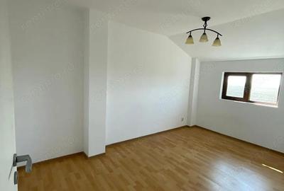 Spațiu comercial, de 550 mp, în Central - 10