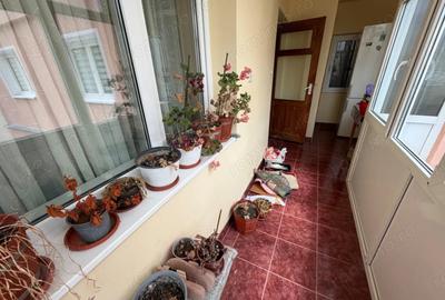 Apartament cu 3 camere decomandat în Central - 3