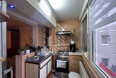 DE VÂNZARE Apartament 2 camere lângă parc - 3