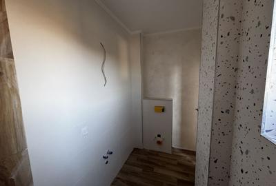 Apartament cu 3 camere semidecomandat, mobilat în Florești - 6