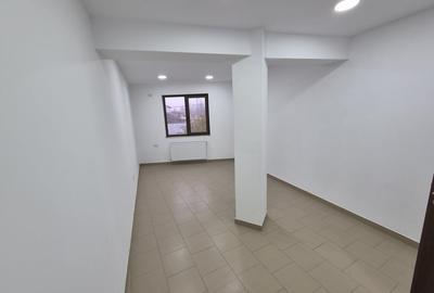 Spatiu de birouri generos - 5